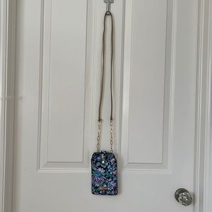Lilly Pulitzer cell phone crossbody.